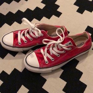 Red converse